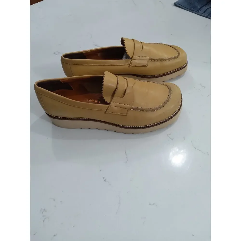Vintage Luxury Italian loafers Donald J Pliner tan Women's Size 8.5 Regal - Picture 2 of 10